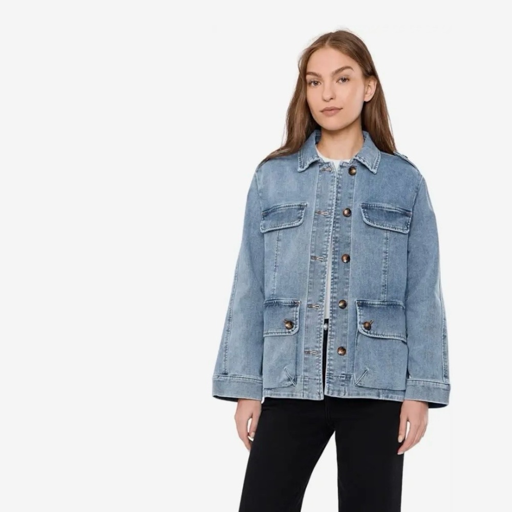 💙 Kut from the Kloth “Callista” Denim Jacket | NWT | XL |